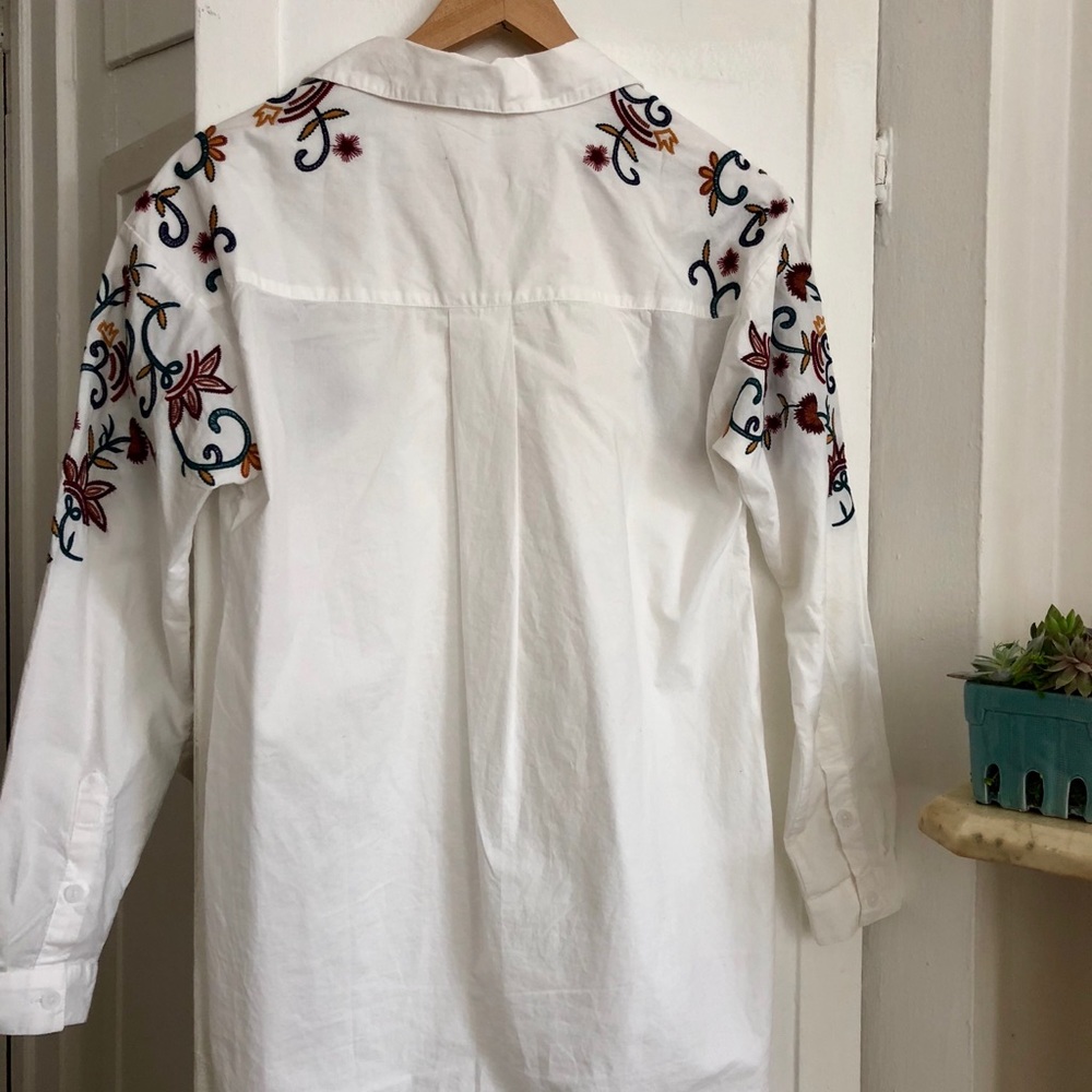 White Western button down - Picture 4 of 4